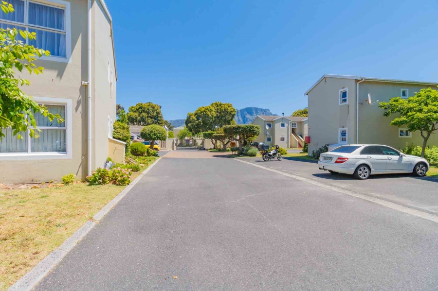 2 Bedroom Property for Sale in Kenilworth Western Cape